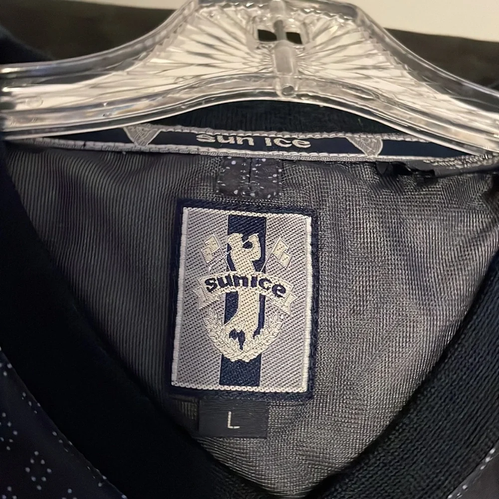 Golf pullover - Picture 2 of 2